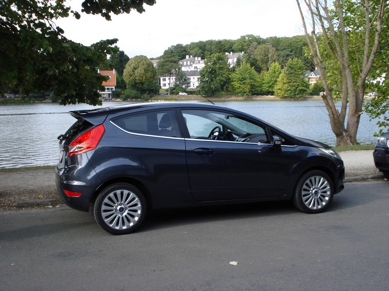 Contenance coffre ford fiesta #4